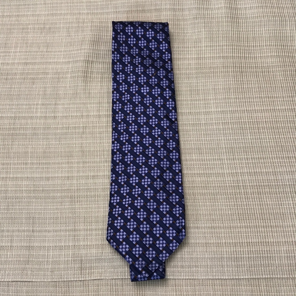 Faconnable tie